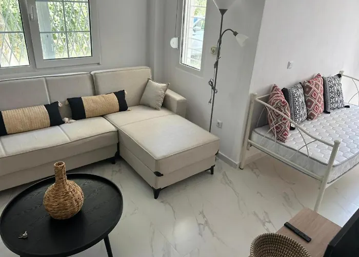 Natural White Messonette Kriopigi