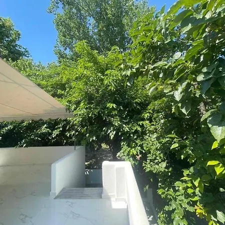 Natural White Messonette Vakantiehuis Kriopigi