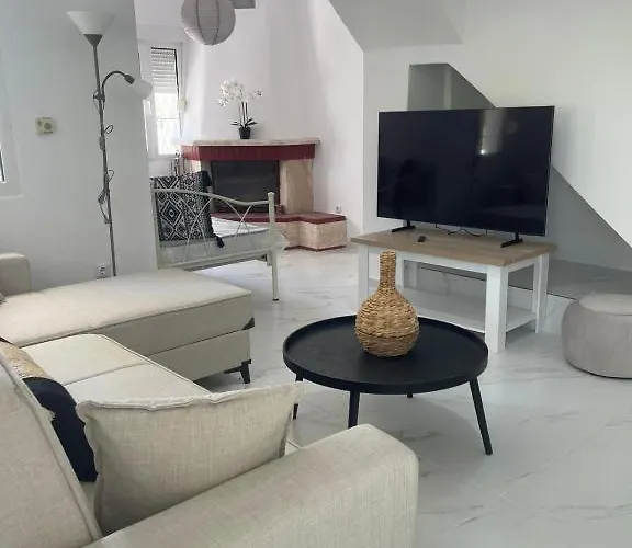 Natural White Messonette * Kriopigi